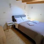 شقة Mirabilis فاسيليكي